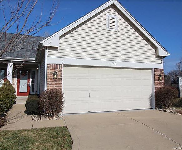 1st image of 3822 Southern Manor Dr