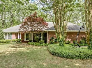 5161 Woodland Forrest Dr, Tuscaloosa, AL 35405