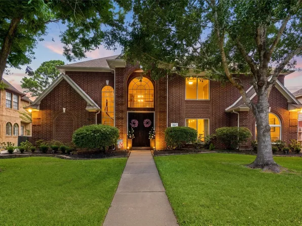 1846 Raintree Cir, Seabrook, TX 77586