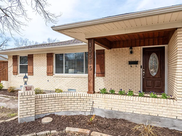 10615 Larchfield Ln — Photo 31