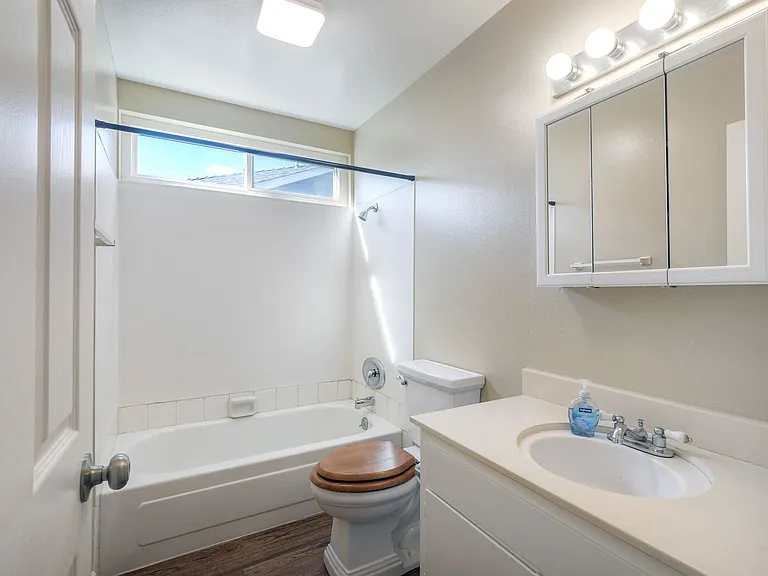 344 Rancho Vista Pl — Photo 9