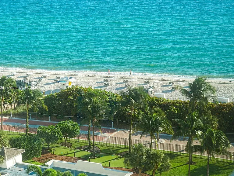4747 Collins Ave #1108 — Photo 4
