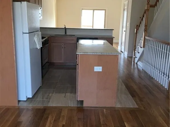 208 Roman Ave, Staten Island, NY 10314