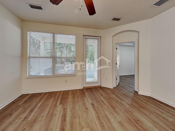5th image of 1808 Enterprise Ave