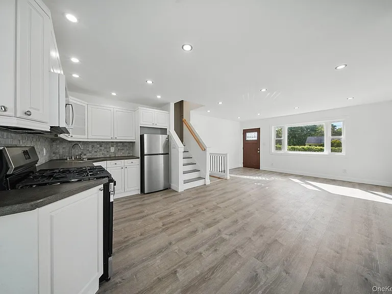 341 Highland Avenue Ext — Photo 8