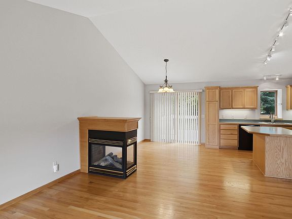 5th image of 8182 Lori Ln