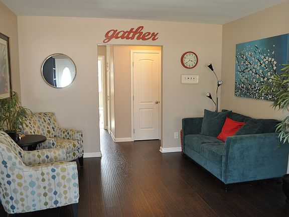 Living/Dining Room Combo