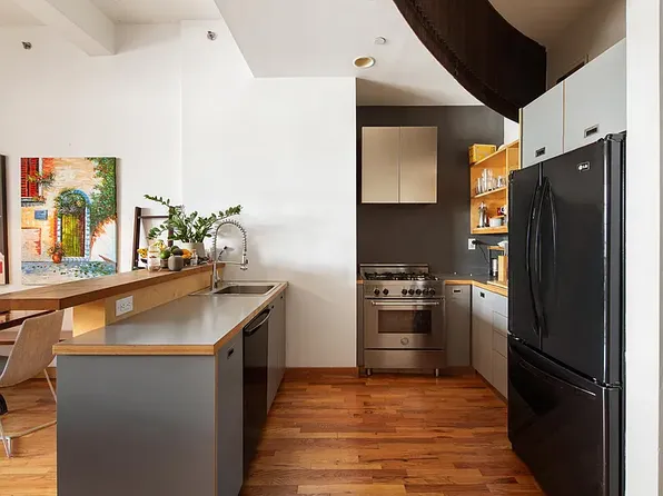 37 Bridge Street image 3 of 7