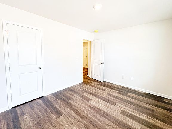 3rd image of 99 Bramlett St