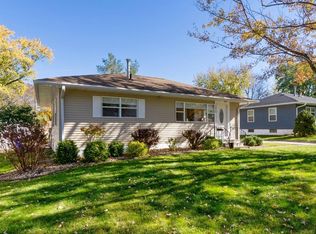 1010 Harold Dr SE, Cedar Rapids, IA 52403