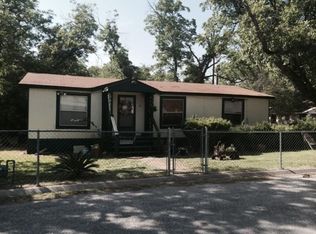 148 Riverview Ln, Del Rio, TX 78840