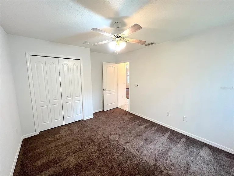 106 Point Of Woods Dr — Photo 33