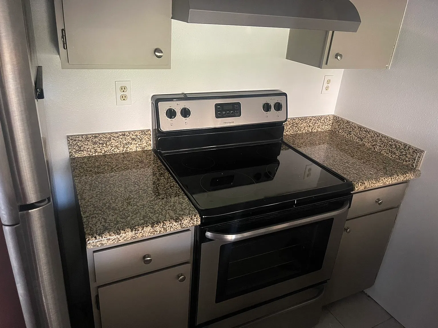 1 bed, 768 sqft, $1,050 — Photo 3