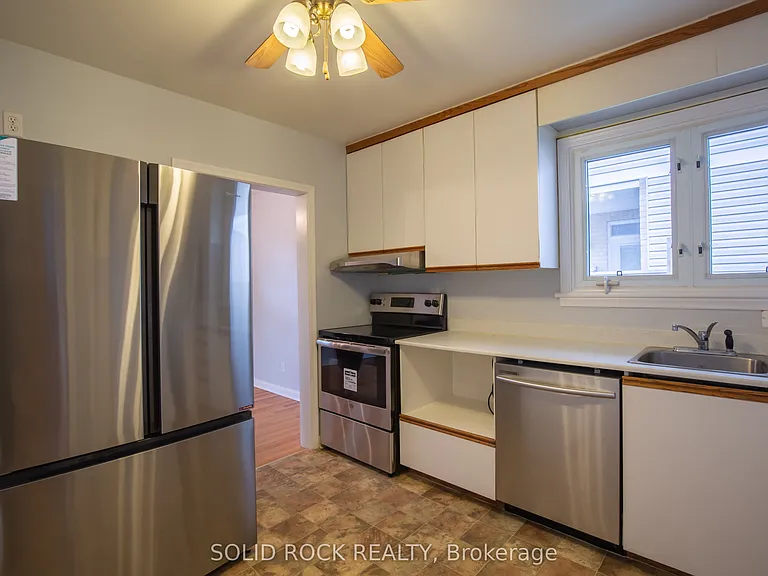 2763 Kelly Ave #1 — Photo 10