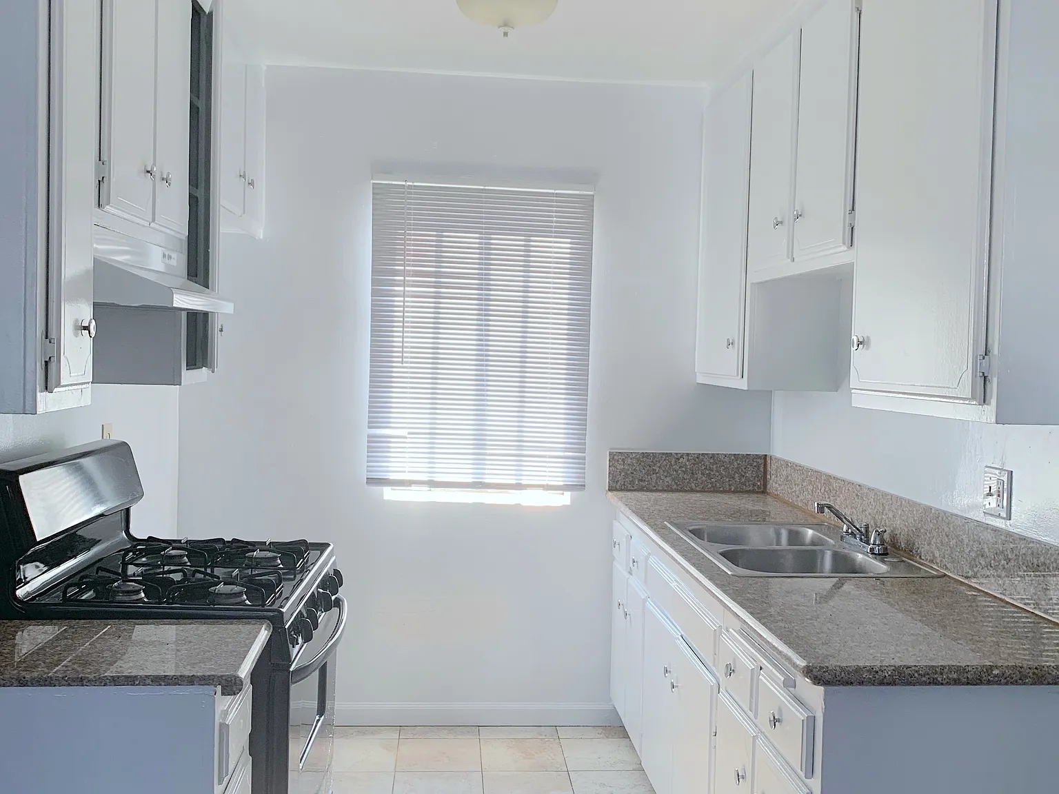 Studio, 440 sqft, $1,700 — Photo 4