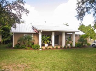 2195 Harbor Ln, Naples, FL 34104