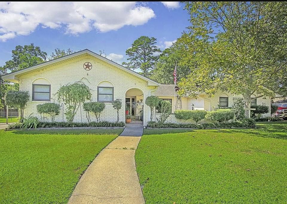 1st image of 904 Linkwood Dr