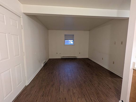 3rd image of 214 E New St #103-4