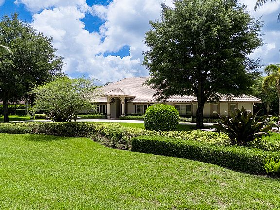 5th image of 13406 Doubletree Circle