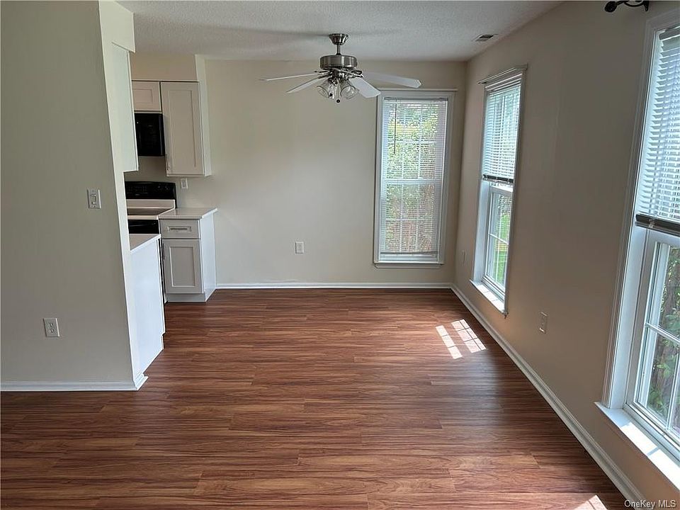 Brookshire At Wash 33 Moore Ln Washingtonville NY Zillow