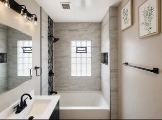 2852 N 51st St #2, Milwaukee, WI 53210