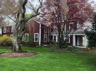 106 Grove St, Belmont, MA 02478