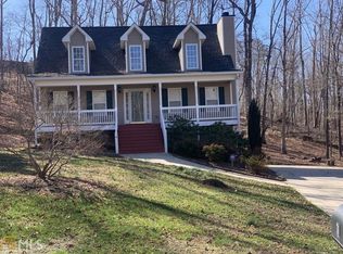 71 N Windsor Ln, Dawsonville, GA