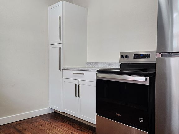 5th image of 603 S Western Ave #1