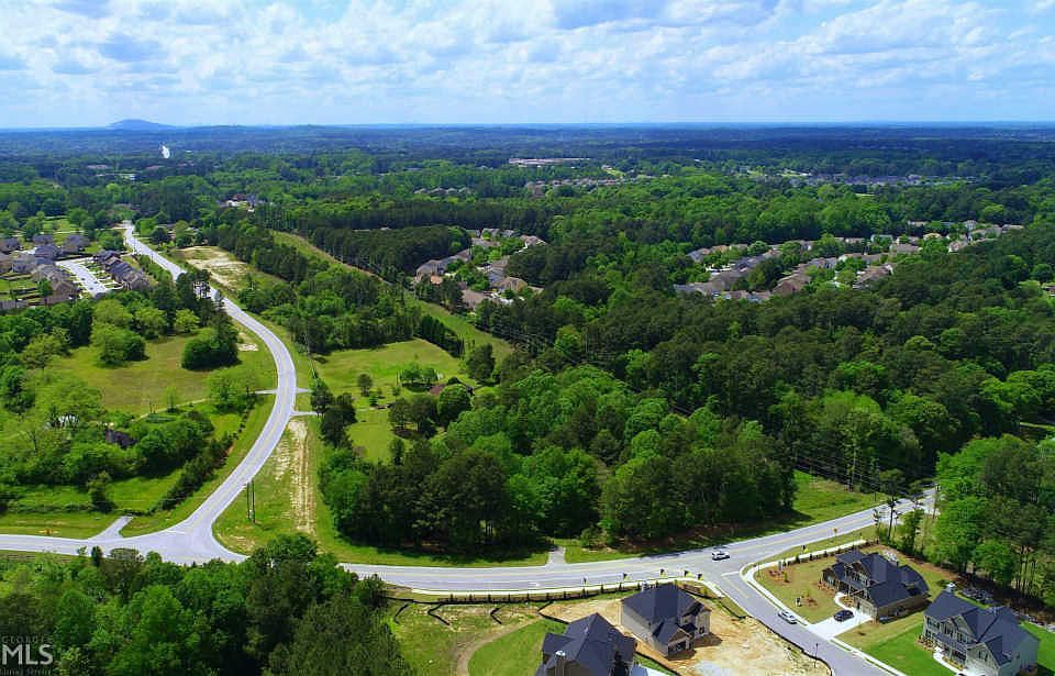 2nd image of 515 Hope Hollow Ln