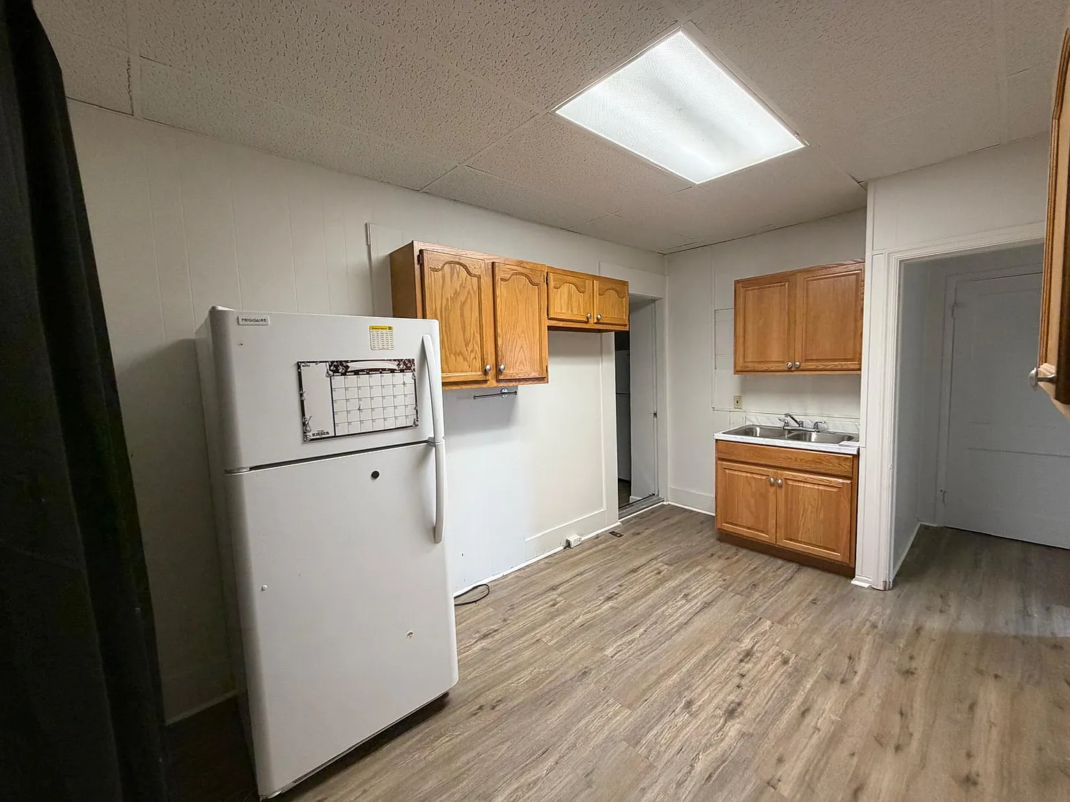 422 W High St — Photo 3