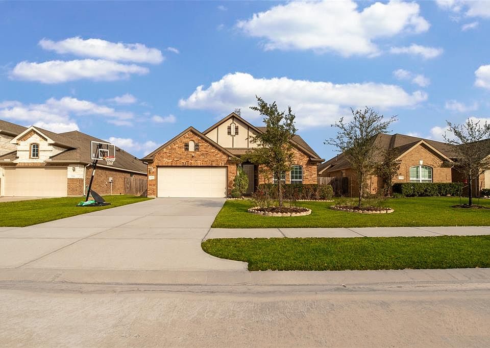 1st image of 11522 Lawson Cypress Dr