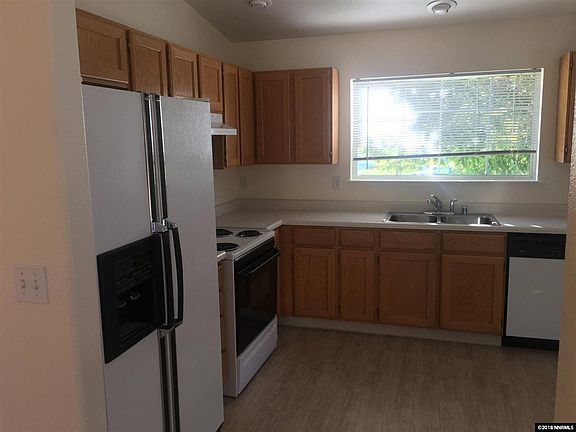 5th image of 2210 Desert Village Ct