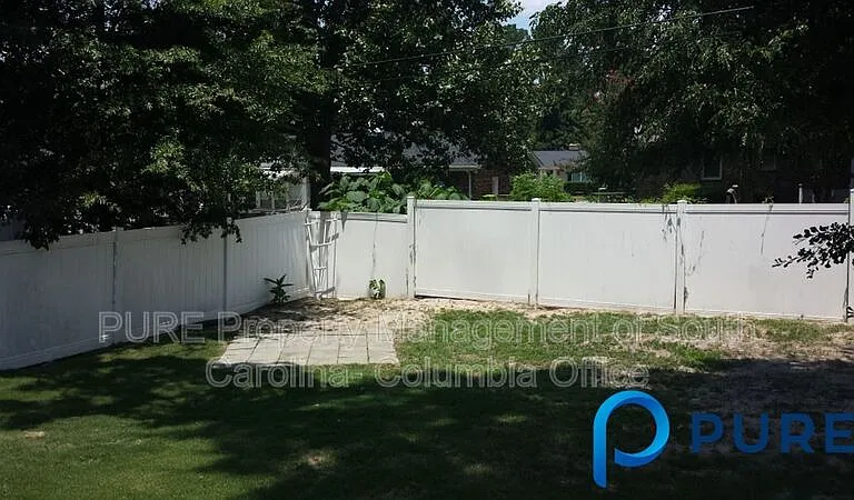 54 Peyton Rd — Photo 2