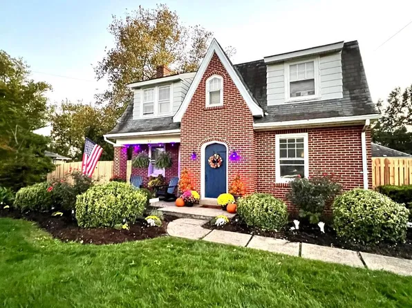 1312 W Main St, Lansdale, PA 19446