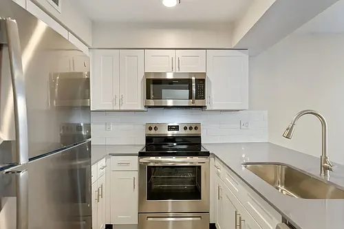 Rayside Residences Photo 1