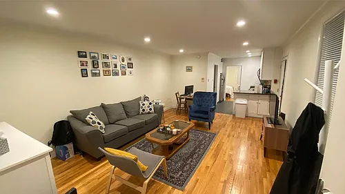 1834 Pine St #1R Photo 1