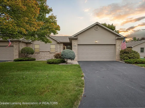 1275 Emerald Dr #31, Charlotte, MI 48813