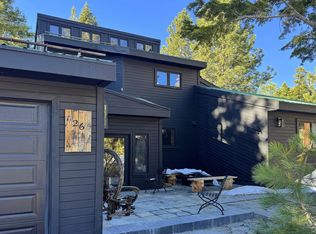 26 Sugar Pine Dr, Mammoth Lakes, CA 93546