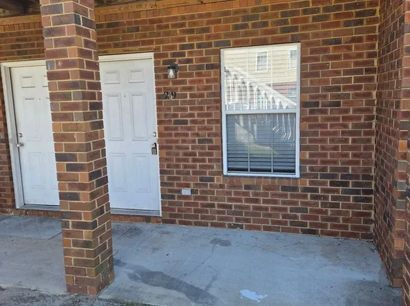 219 Magnolia Plantation Ct, Hinesville, GA 31313