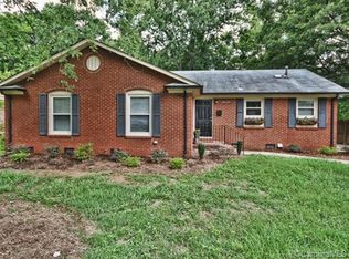 7217 Woodstream Dr, Charlotte, NC 28210