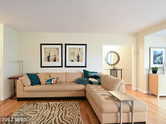 3rd image of 3900 Watson Pl NW #A-3h