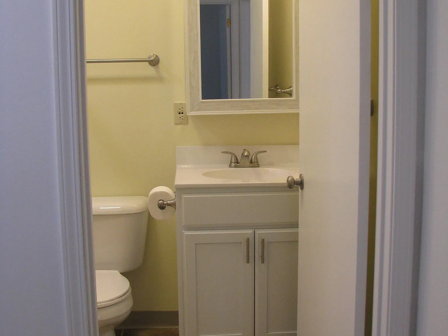 317 Fairmount Ave — Photo 4