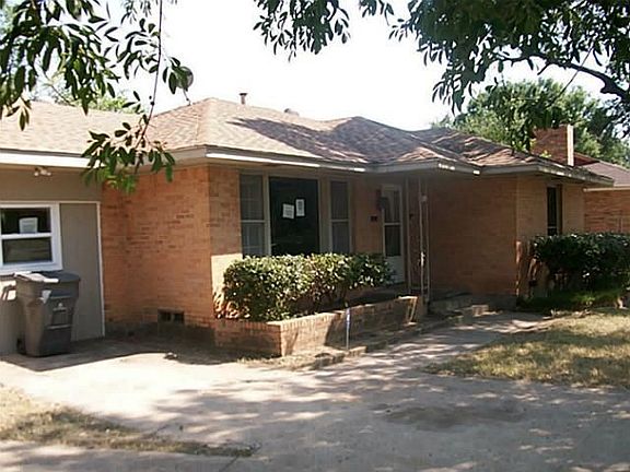 2nd image of 2710 S Vernon Ave
