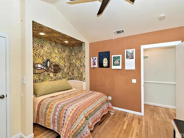 4290 Ramona Dr — Photo 1