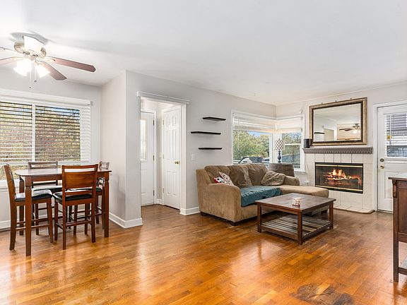 5th image of 17 N Lincoln Ave