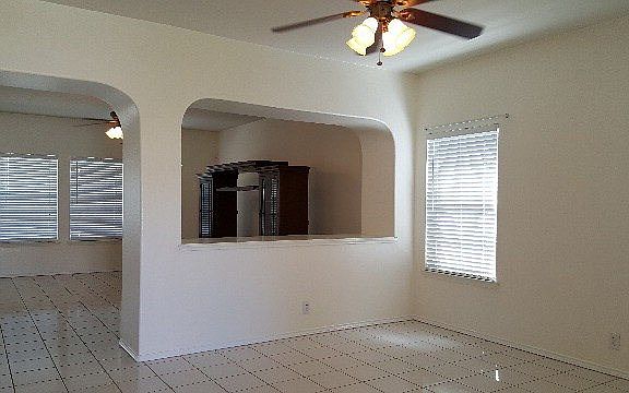 LIVING/ DINING