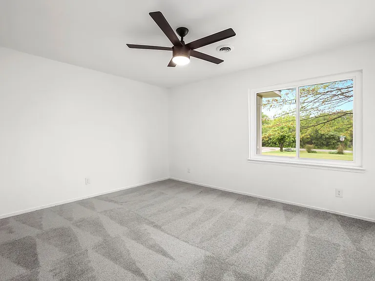 3110 W Old Farmington Rd — Photo 12