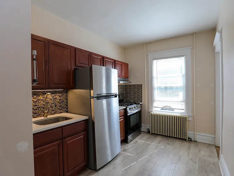 144 Saint James St #1A — Photo 5