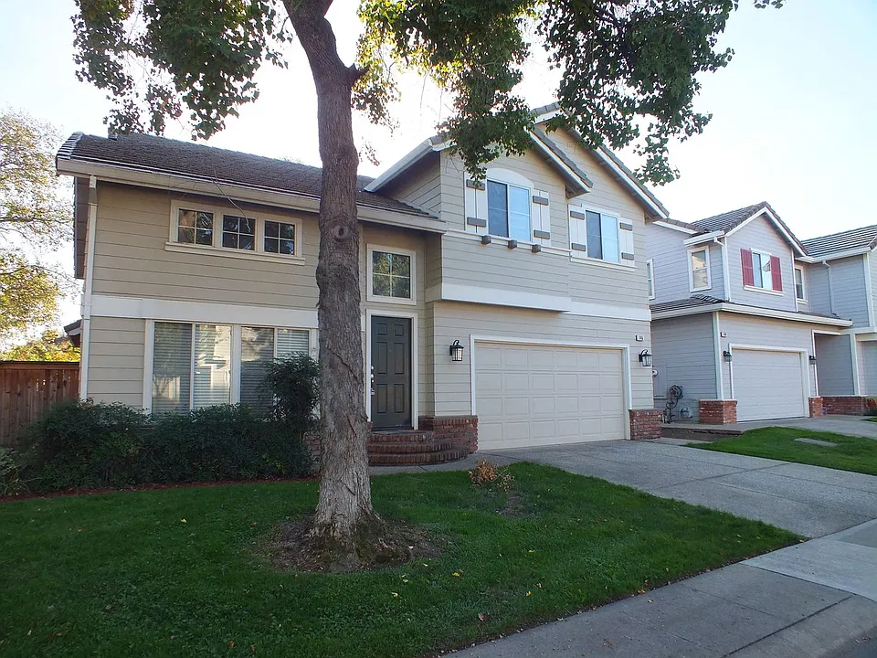146 Sutcliffe Cir