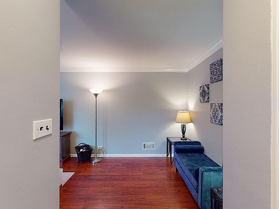 3rd image of 8648 Central Park Ave